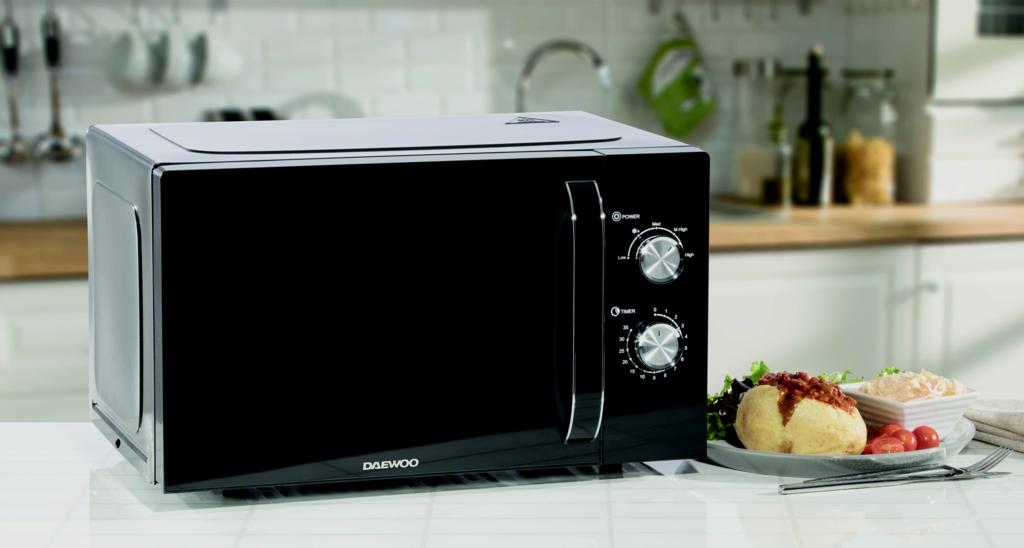 Daewoo Black Microwave 800w - 23L