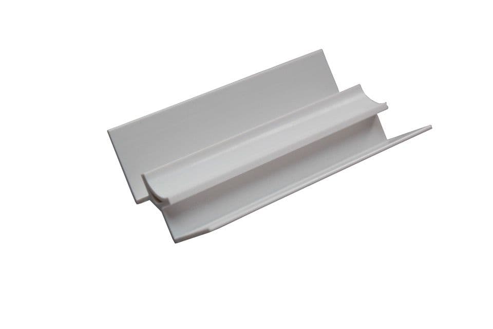 Giavani White Internal Corner Trim - 8mm x 2.6m