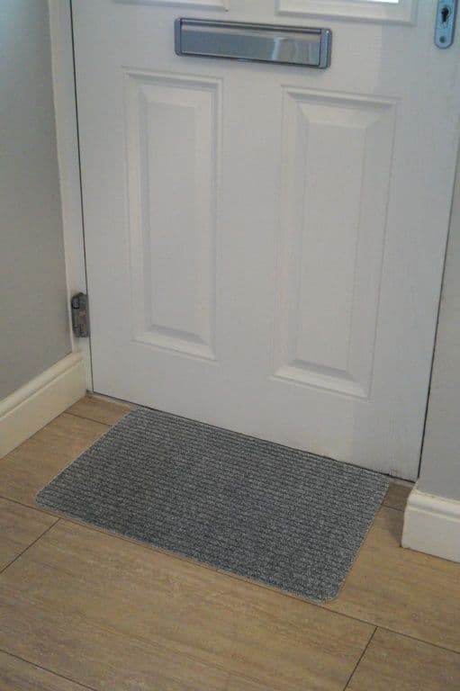 Groundsman Basic Ribbed Indoor Doormat 40 x 60cm - Light Grey
