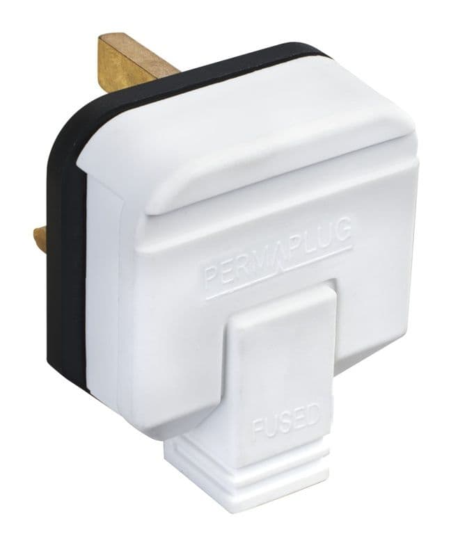 Luceco Heavy Duty Plug - 13 Amp White