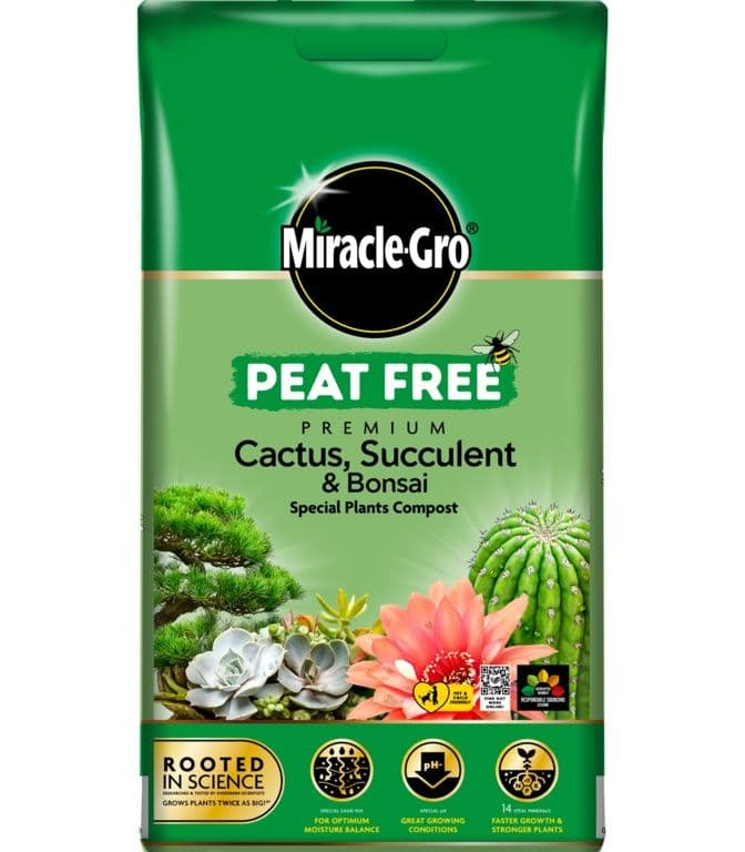 Miracle-Gro® Peat Free Cactus, Succulent & Bonsai Compost - 10L