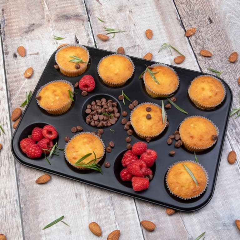 Pendeford Bun Tray - 12 Cup