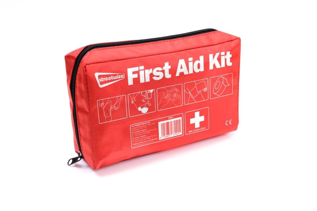 Streetwize First Aid Kit In Soft Bag - Din13164
