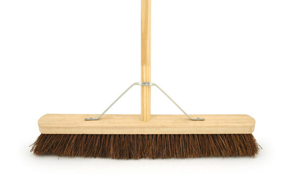 Edge Stiff Bassine Platform Brush With Handle - 24"
