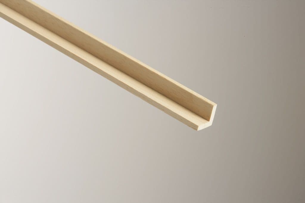 Cheshire Mouldings Square Corner Light Hardwood - 18 x 18mm x 2.4m