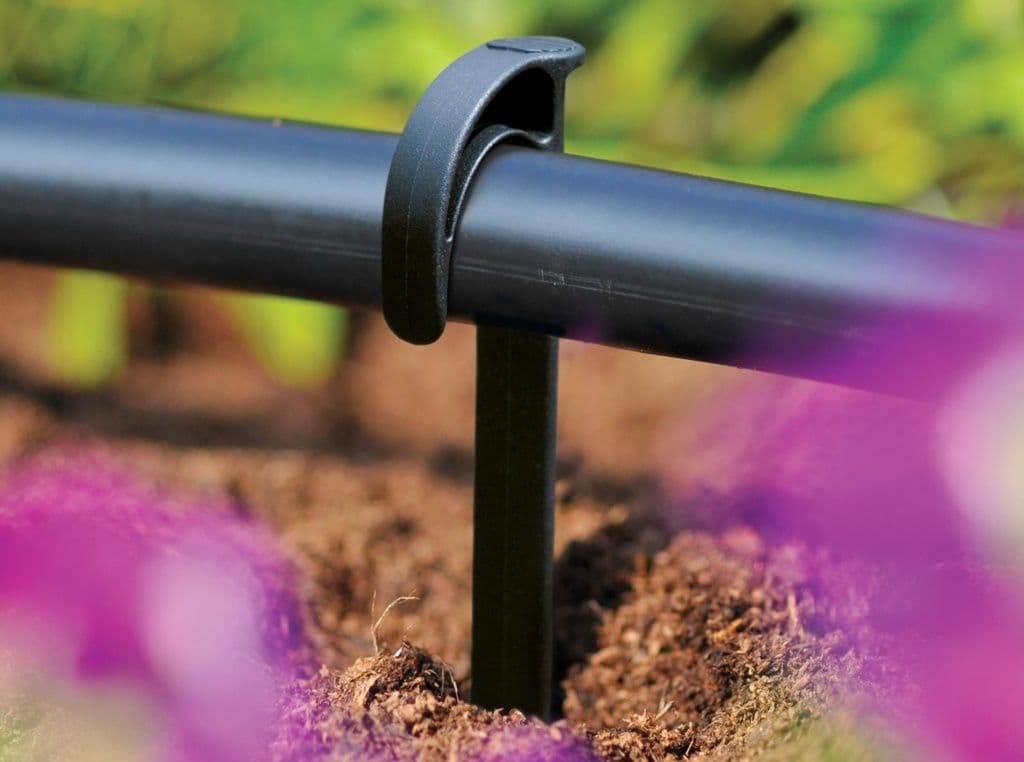 Hozelock Supply Tube Stake - 4mm Pack 12