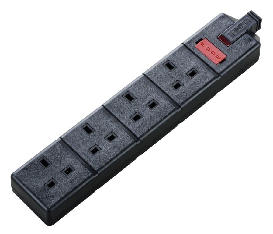 Masterplug 4 Socket 13 Amp Heavy Duty Trailing Socket - Black