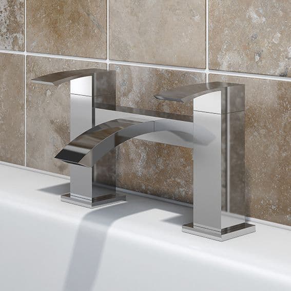 SP Aero Bath Filler Tap - W: 229mm H: 141mm D: 141mm