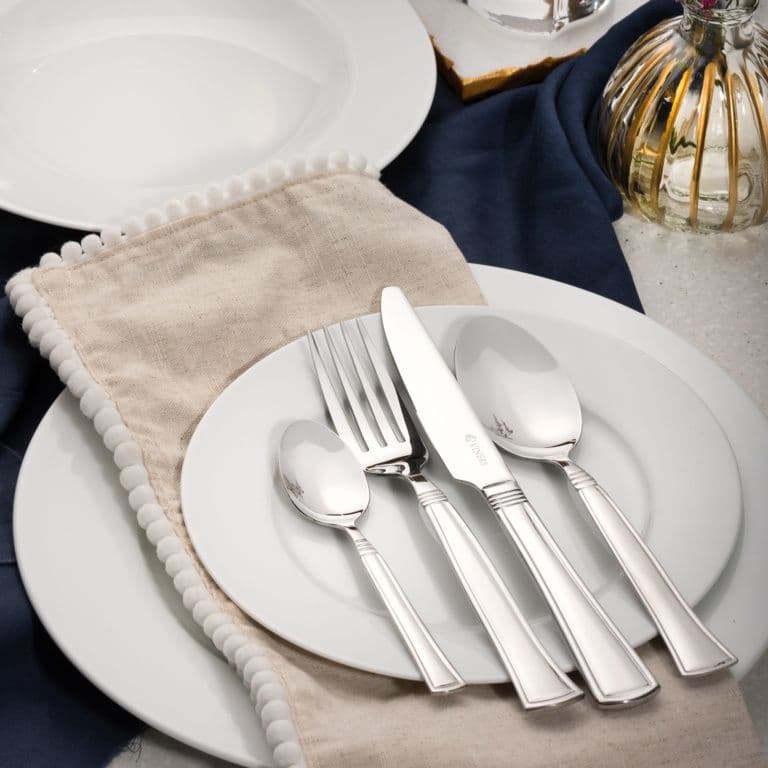 Viners Windsor 18/0 Cutlery Set Giftbox - 16 Piece
